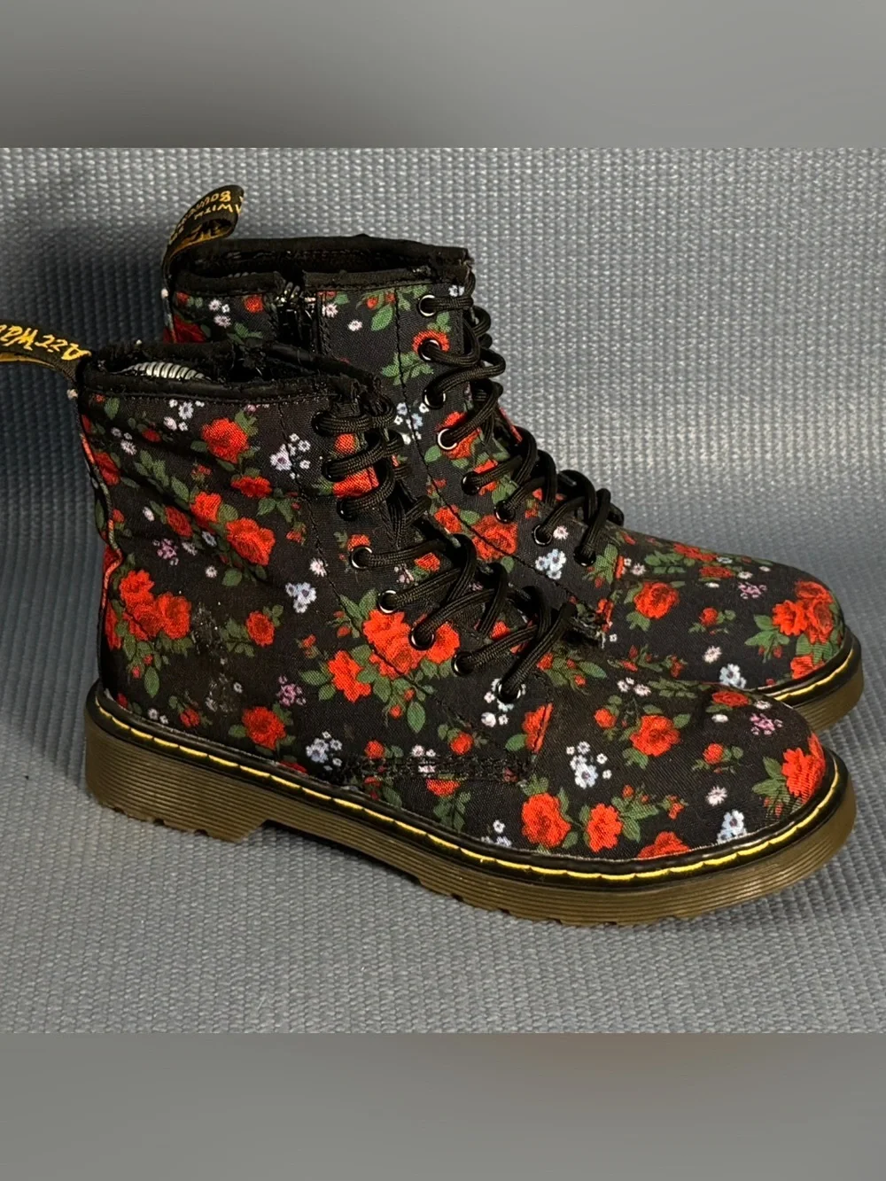 Dr. Martens Delaney Floral Combat Boots Kid’s Size 3